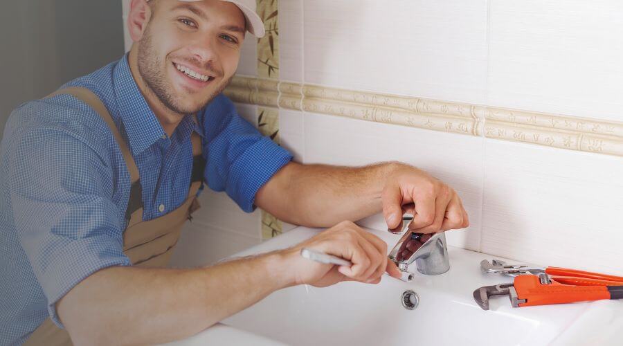 Local expert plumbing services in Magnet, NE
